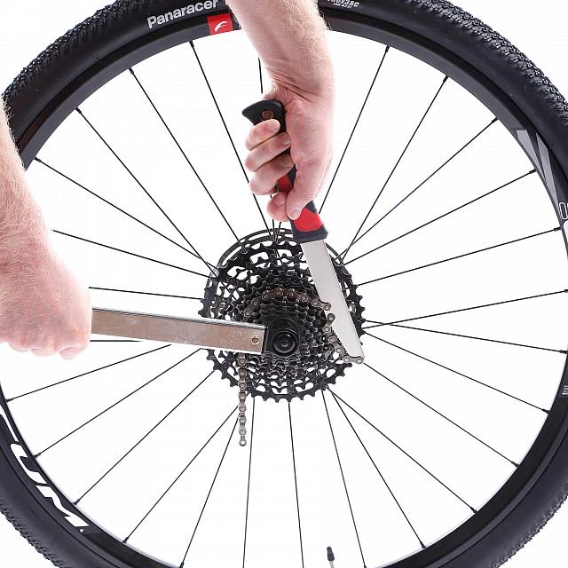 Jobsworth Heavy Duty Chain Whip 6 Jobsworth Heavy Duty Chain Whip - Image 4