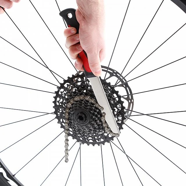 Jobsworth Heavy Duty Chain Whip 5 Jobsworth Heavy Duty Chain Whip - Image 3